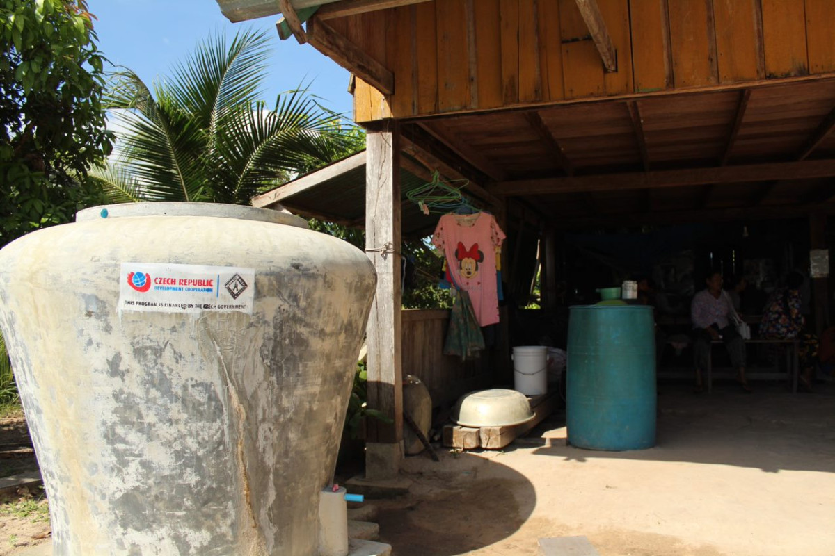 Zpřístupnění zdravotní péče, nezávadné vody a hygieny ohroženým přesídleným komunitám v provincii Koh Kong