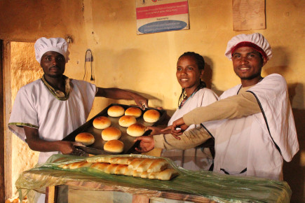 Chleba pro lepší buducnost: Pomáháme zaměstnávat mladé lidi v Etiopii
