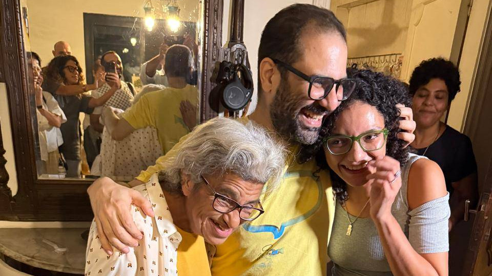 Alaa Abdel Fattah je na svobodě. Jeho propuštění je důležitým milníkem v boji za lidská práva