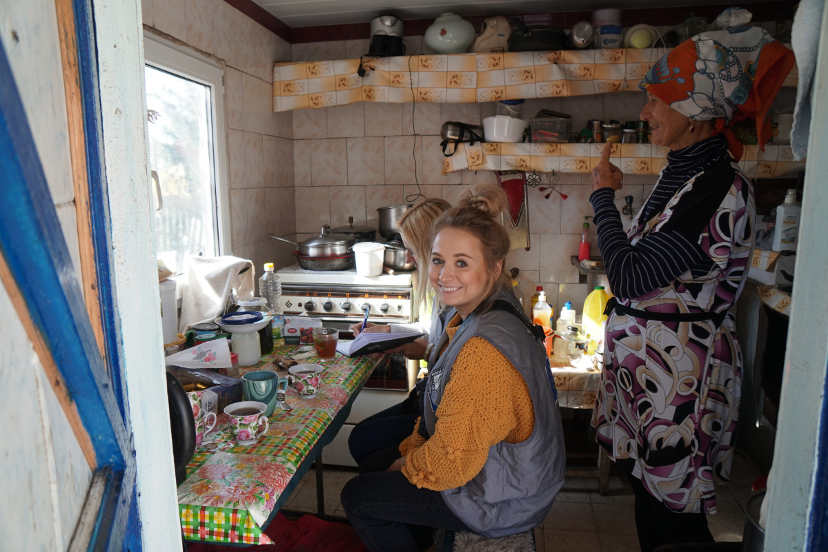 Shopaholic Nicol navštívila oběti konfliktu na východní Ukrajině