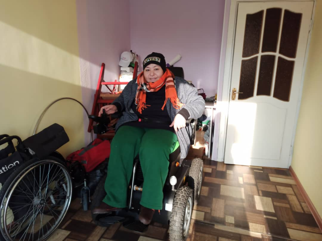 Aktivismus z vozíku – Rozhovor s tádžickou bojovnicí za práva žen s postižením 