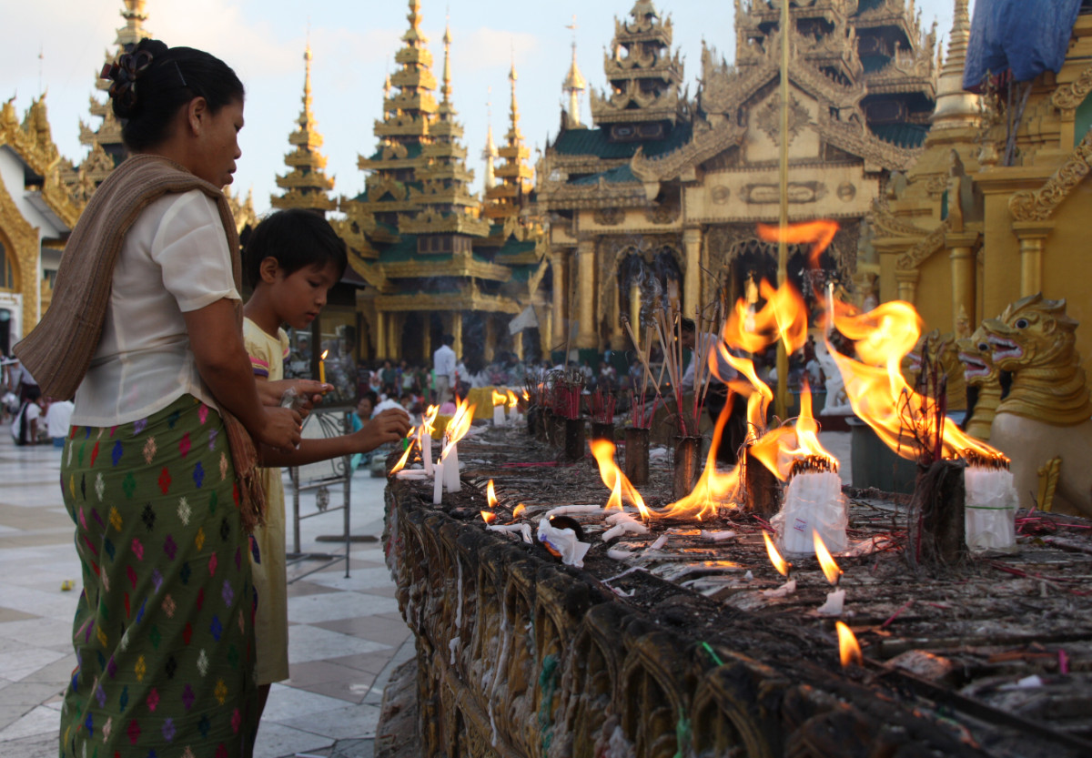 Společné prohlášení mezinárodních nevládních organizací k rozvíjející se krizi v Myanmaru