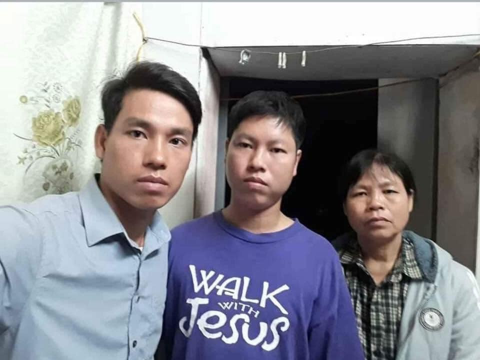 Matka a syn odsouzeni k 16 letům vězení za obranu pozemkových práv ve Vietnamu